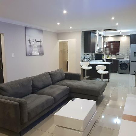 Semeni Asante 16 Apartment Johannesburg Bagian luar foto