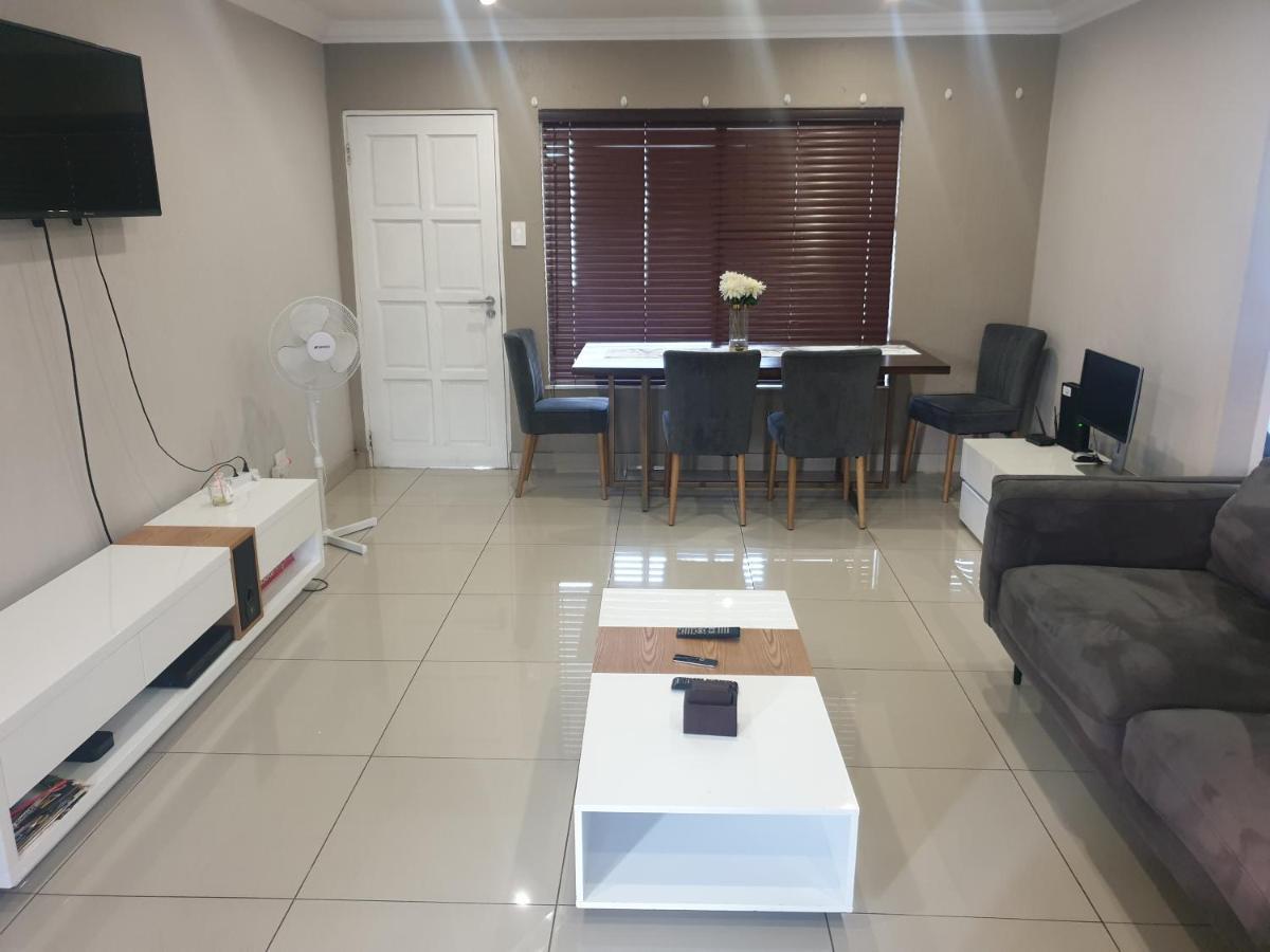 Semeni Asante 16 Apartment Johannesburg Bagian luar foto