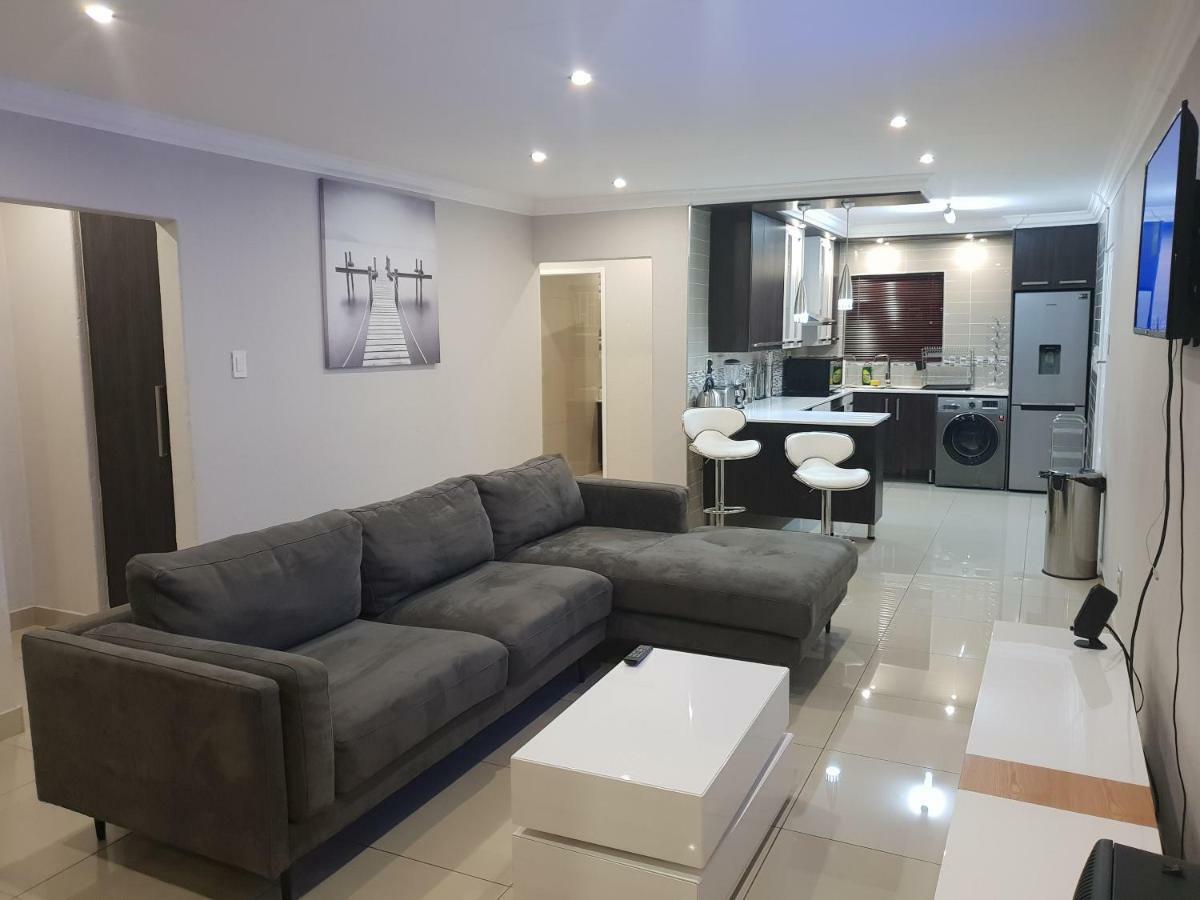 Semeni Asante 16 Apartment Johannesburg Bagian luar foto